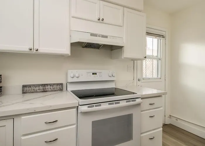 Remodeled 2 Bdrm W Yard In Old Town * Scottsdale